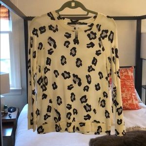 Kensie cheetah sweater